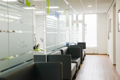 Wachtruimte behandelkamer
WiFi aanwezig